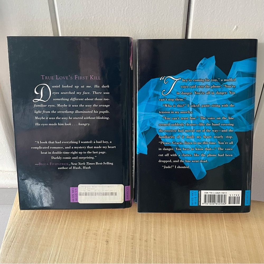 $20 SALE Set of 2 Teen Fiction Hardcover Books Romantasy Werewolves BookTok - Picture 2 of 10
